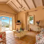 Villa Vigli Retreat By